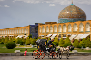 Horse and buggy at Naghsh-e Jahan Square